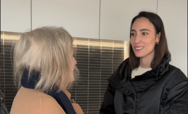 Amelie Lens Grandma